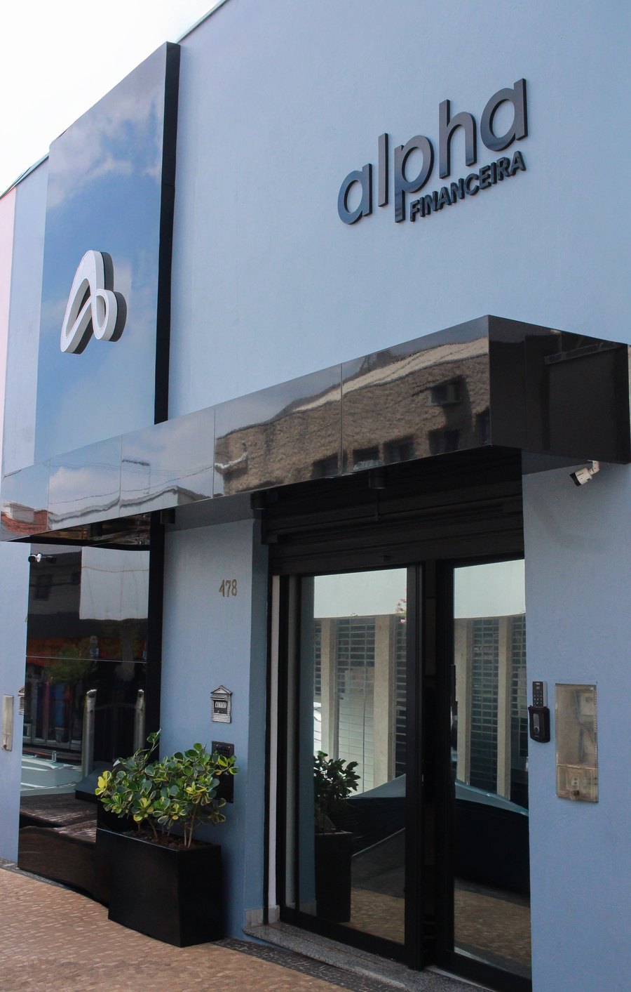 Fachada da Alpha Financeira em Pirassununga/SP